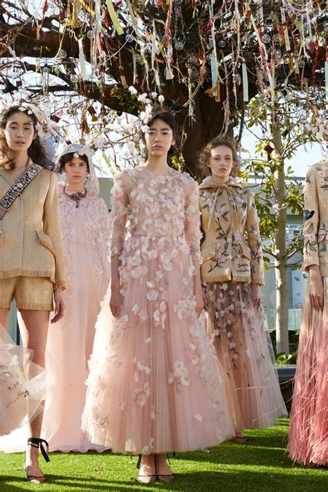 lvmh christian dior couture acquisition